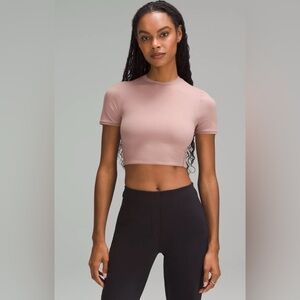 Wundermost Ultra-Soft Nulu Crewneck Cropped T-Shirt